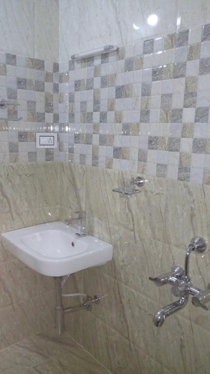 Aldos Ark Homestay Kochi